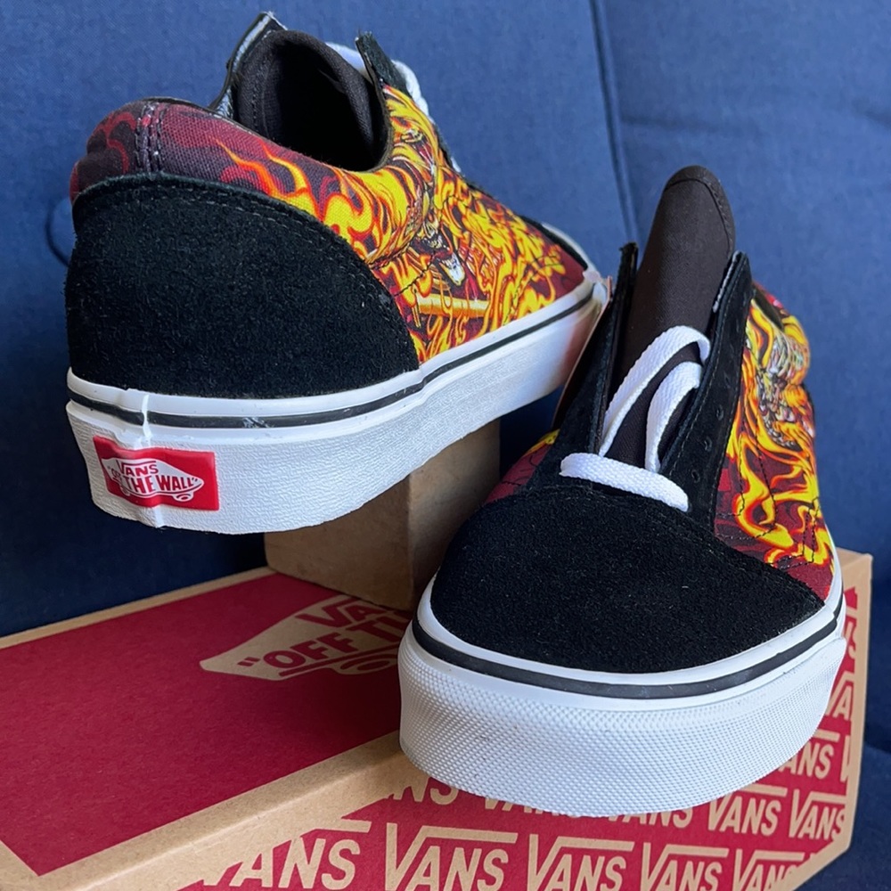 Vans WMNS Old Skool Samurai Rising Black/True White Sneakers - Picture 11 of 16